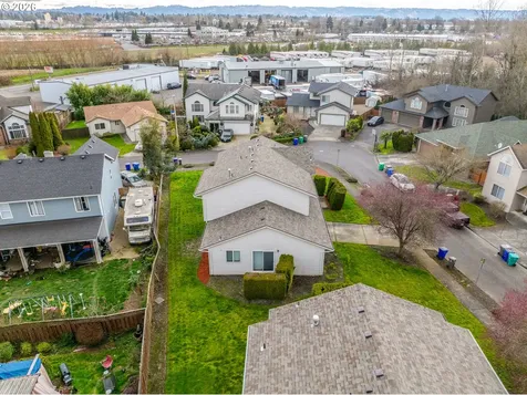 1022/1034 NE Lija Loop Portland OR 97211