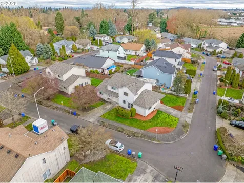 1022/1034 NE Lija Loop Portland OR 97211