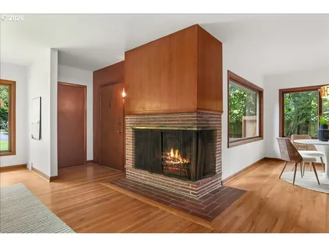 1710 SW Broadway Drive Portland OR 97201