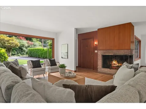 1710 SW Broadway Drive Portland OR 97201