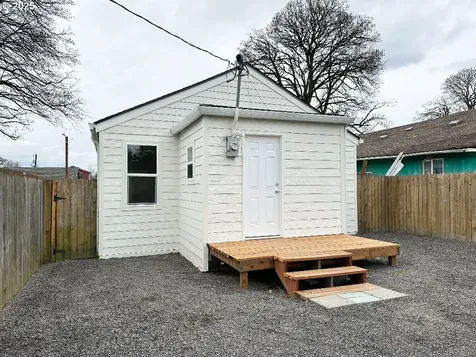 220 20th Avenue Longview WA 98632