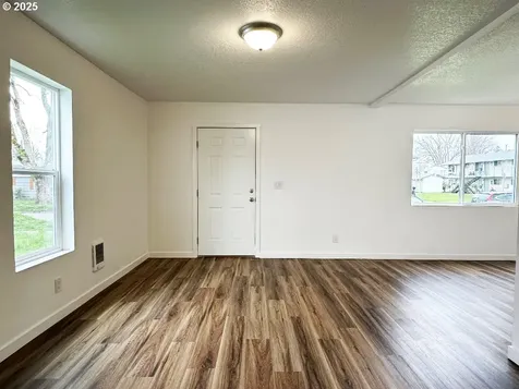 220 20th Avenue Longview WA 98632