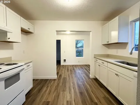 220 20th Avenue Longview WA 98632