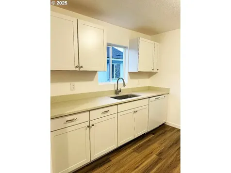 220 20th Avenue Longview WA 98632