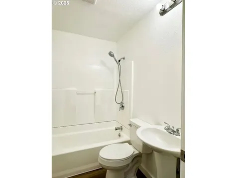 220 20th Avenue Longview WA 98632
