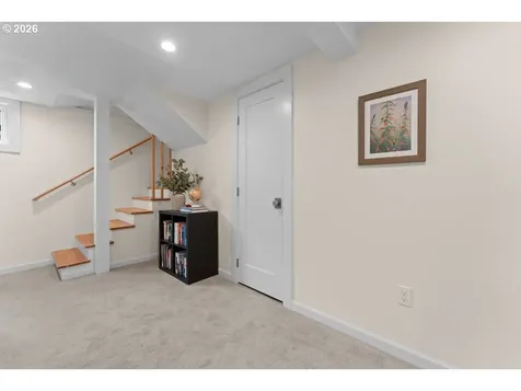 7026 N Campbell Avenue Portland OR 97217