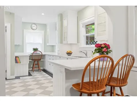 2241 NE 33rd Avenue Portland OR 97212