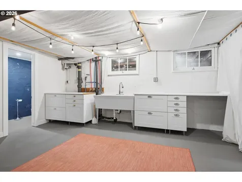2241 NE 33rd Avenue Portland OR 97212