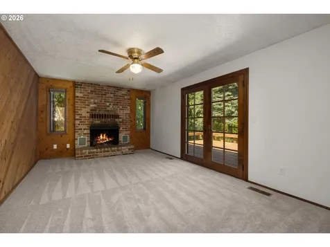 1066 NE 6th Drive Hillsboro OR 97124