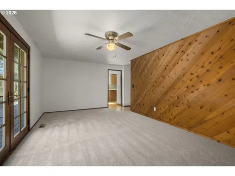 1066 NE 6th Drive Hillsboro OR 97124