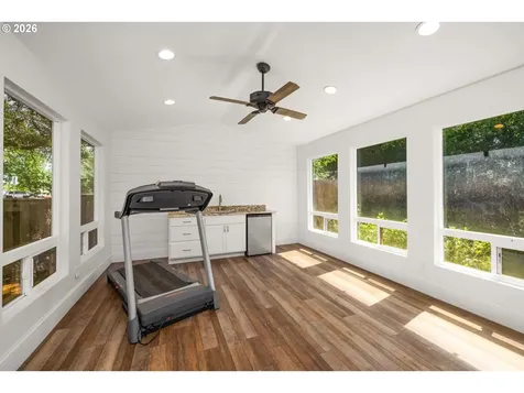 1066 NE 6th Drive Hillsboro OR 97124