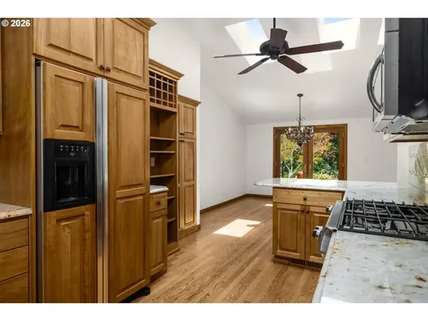 1066 NE 6th Drive Hillsboro OR 97124