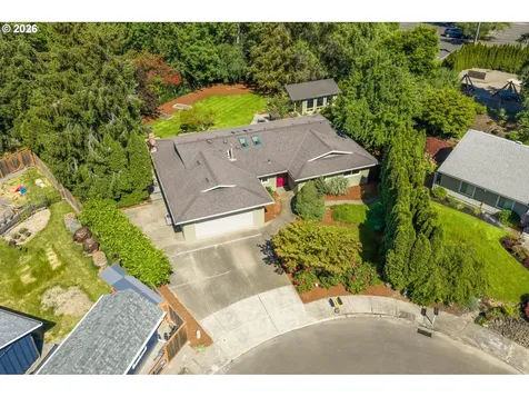 1066 NE 6th Drive Hillsboro OR 97124