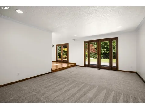 1066 NE 6th Drive Hillsboro OR 97124