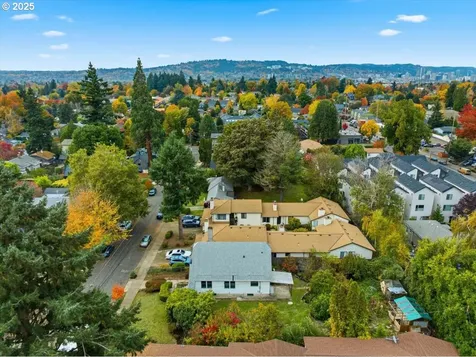 4005 SE Boise Street Portland OR 97202