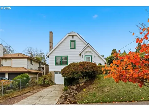 4005 SE Boise Street Portland OR 97202