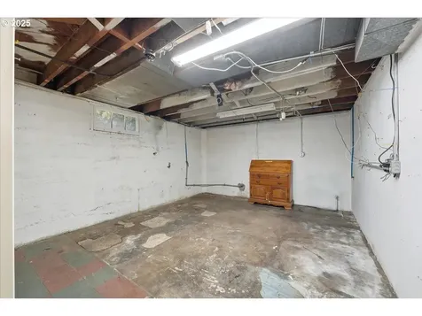 4005 SE Boise Street Portland OR 97202