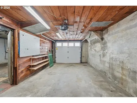 4005 SE Boise Street Portland OR 97202