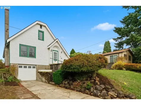 4005 SE Boise Street Portland OR 97202