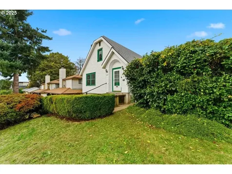 4005 SE Boise Street Portland OR 97202