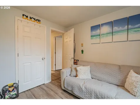 14218 NE 14th Street Vancouver WA 98684