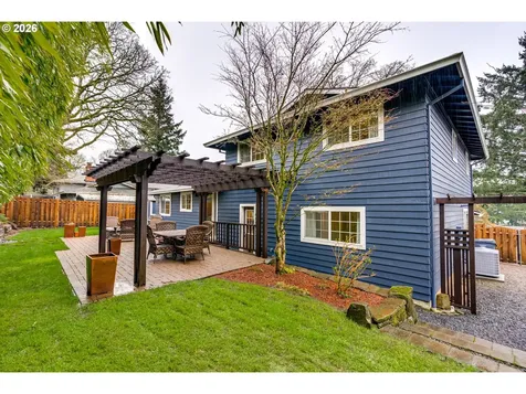 18370 Franklin Way Gladstone OR 97027