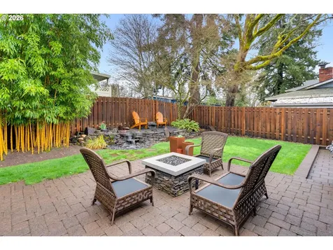 18370 Franklin Way Gladstone OR 97027