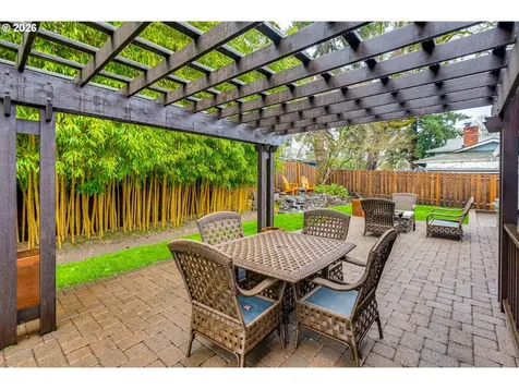 18370 Franklin Way Gladstone OR 97027