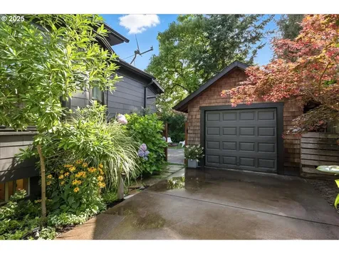 5108 NE 23rd Avenue Portland OR 97211