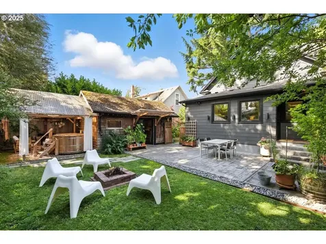 5108 NE 23rd Avenue Portland OR 97211