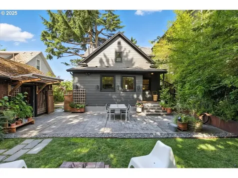 5108 NE 23rd Avenue Portland OR 97211