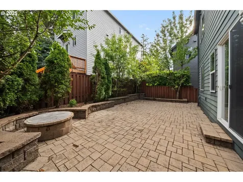 9246 NW Harvest Hill Drive Portland OR 97229