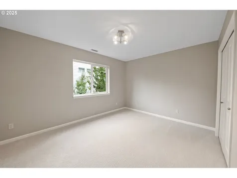 9246 NW Harvest Hill Drive Portland OR 97229