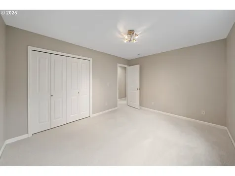 9246 NW Harvest Hill Drive Portland OR 97229