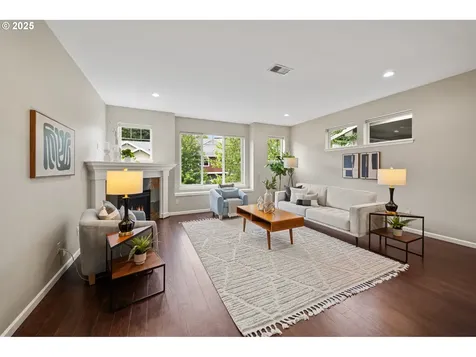 9246 NW Harvest Hill Drive Portland OR 97229
