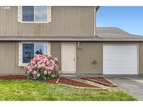 1711 SE Blairmont Drive Vancouver WA 98683