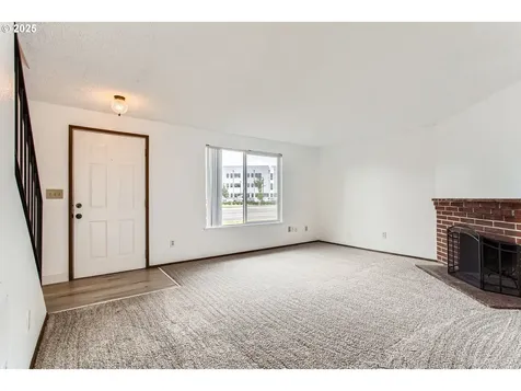 1711 SE Blairmont Drive Vancouver WA 98683