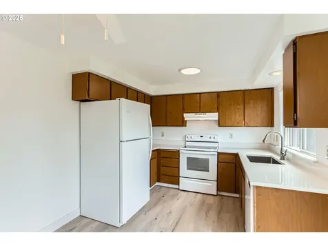 1711 SE Blairmont Drive Vancouver WA 98683