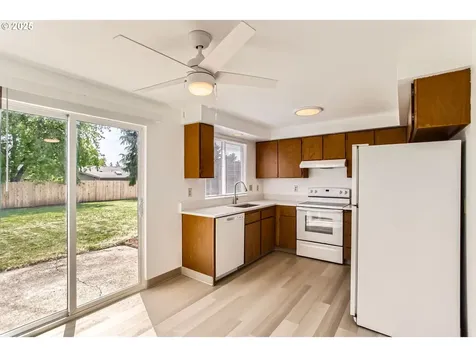 1711 SE Blairmont Drive Vancouver WA 98683