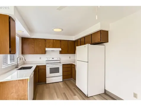 1711 SE Blairmont Drive Vancouver WA 98683