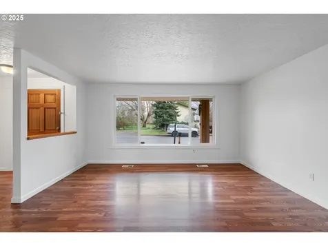 3930 SE 13th Street Gresham OR 97080