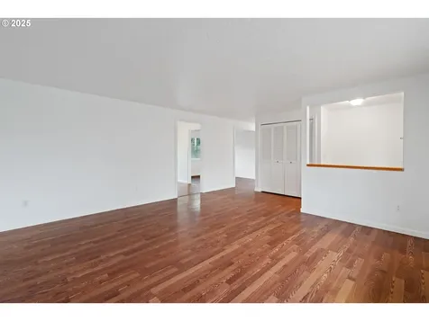 3930 SE 13th Street Gresham OR 97080