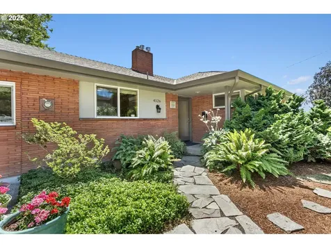 4126 SW Idaho Terrace Portland OR 97221