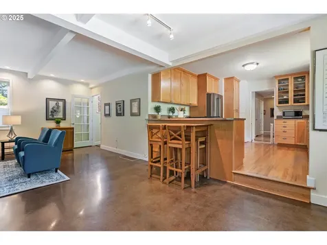 4126 SW Idaho Terrace Portland OR 97221