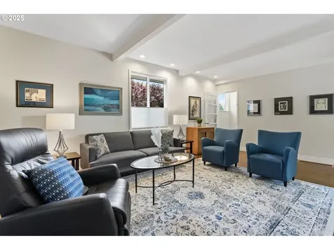 4126 SW Idaho Terrace Portland OR 97221