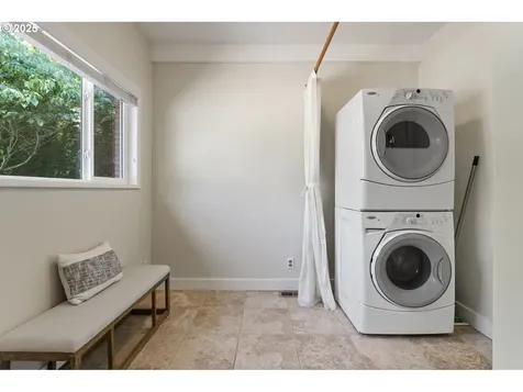 4126 SW Idaho Terrace Portland OR 97221