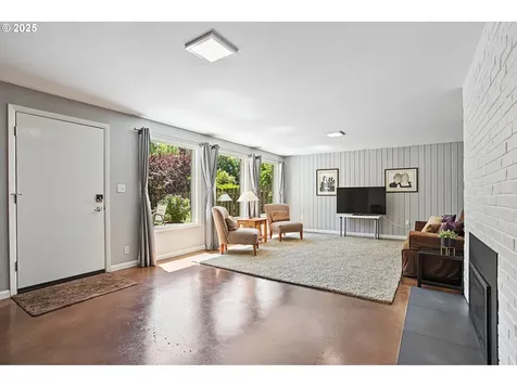 4126 SW Idaho Terrace Portland OR 97221