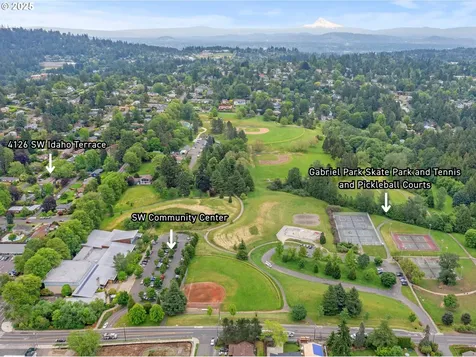 4126 SW Idaho Terrace Portland OR 97221