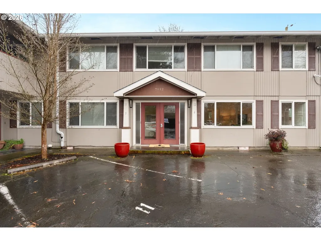 7112 N Richmond Avenue Portland OR 97203