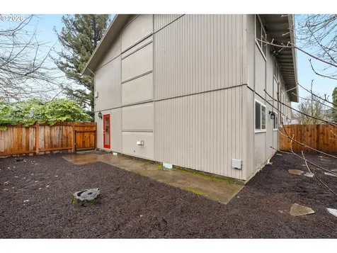 7112 N Richmond Avenue Portland OR 97203